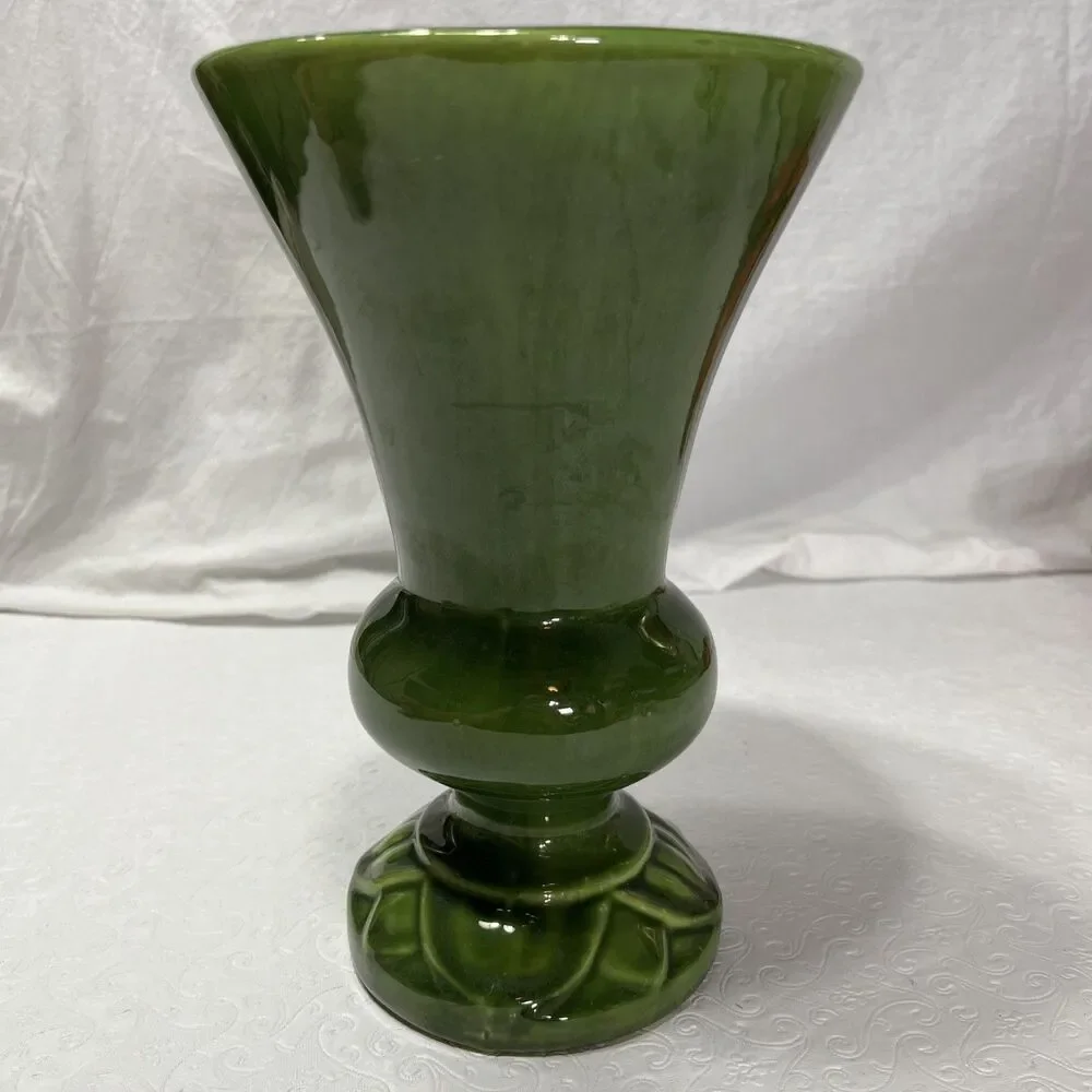 Vintage Mid Century Haeger Art Pottery Avocado Green Pedestal Ceramic Vase 9.5in